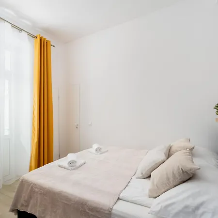 Quiet • 1br • Old Town • A/c & Elevator * Краков