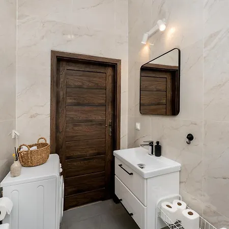 Quiet In Kazimierz - 3 Min From Wawel Castle * Krakov