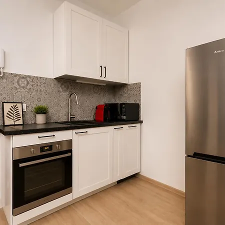 Quiet • 1br • Old Town • A/c & Elevator Апартаменты Краков