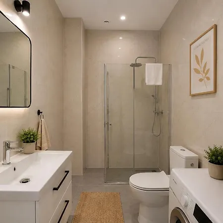 Quiet • 1br • Old Town • A/c & Elevator Апартаменты *
